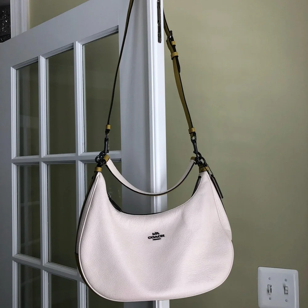 Coach Pebble Leather Harley East West Hobo